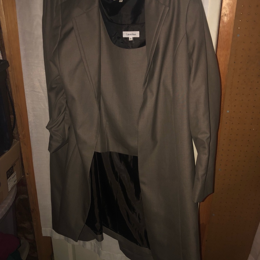 Calvin Klein 3-piece Pant Suit, Long Jacket Sz 16 - Picture 6 of 8